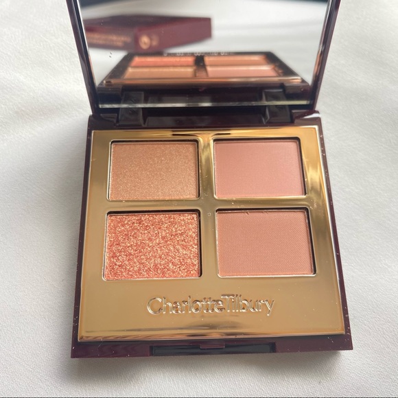 Charlotte Tilbury pillow talk eyeshadow - Picture 3 of 6